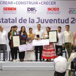 Reconoce Alejandro Murat liderazgo y valentía de la juventud oaxaqueña como agentes de cambio