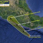 Tormenta tropical “Lester” y onda tropical 27 mantendrán lluvias en territorio oaxaqueño para el fin de semana