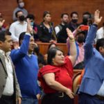Congreso exhorta a Fiscal esclarecer la privación de la vida de regidora de San Pedro Tapanatepec