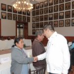 Entrega San Vicente Coatlán al Gobernador Salomón Jara su Carta de Intención para la Paz y Reconciliación de los Pueblos Hermanos