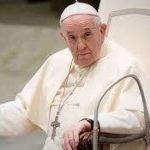 Las mujeres son “generosas” aunque hay alguna “neurótica”, dice el papa Francisco