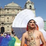 Realizan tercera Marcha Caravana por el Orgullo LGBT+, en Oaxaca