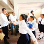 Sin contratiempos retornan a clases estudiantes de nivel básico